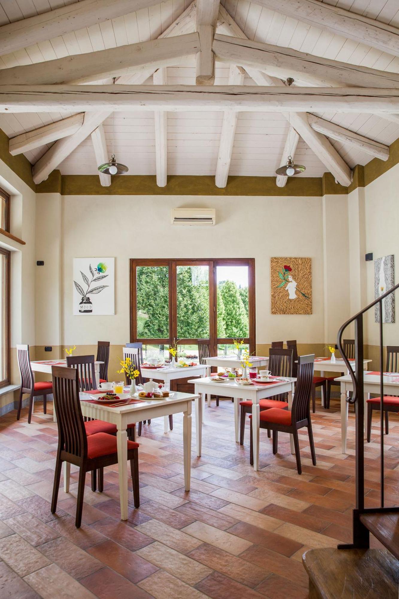 Relais Montemarino Hotel Borgomale Екстериор снимка