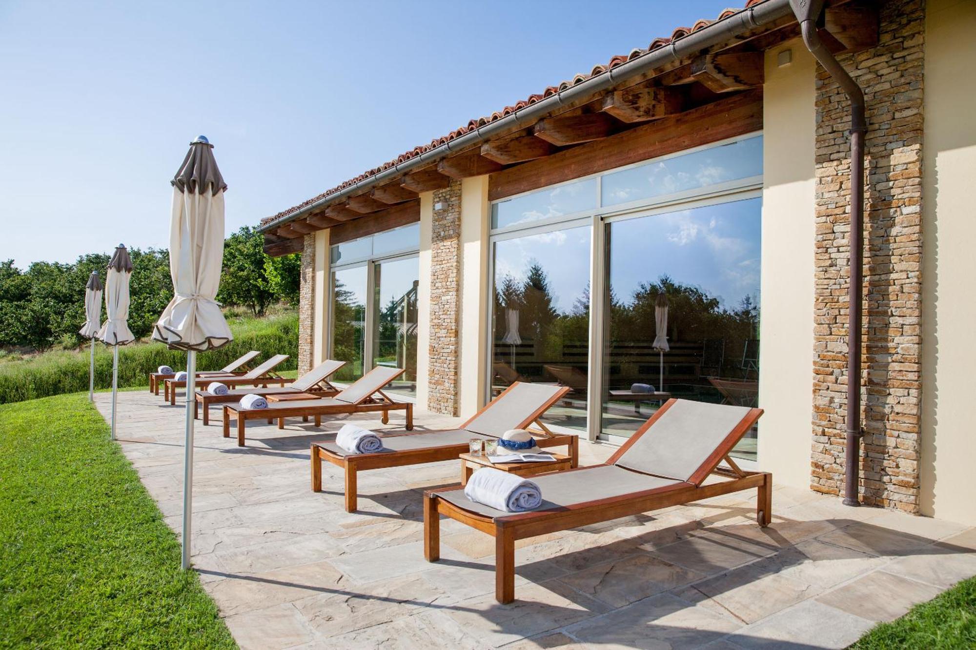 Relais Montemarino Hotel Borgomale Екстериор снимка