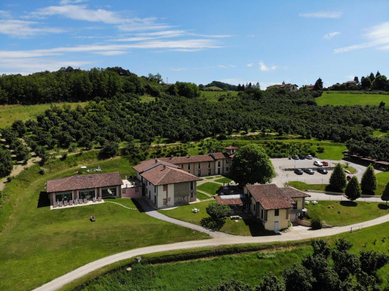Relais Montemarino Hotel Borgomale Екстериор снимка